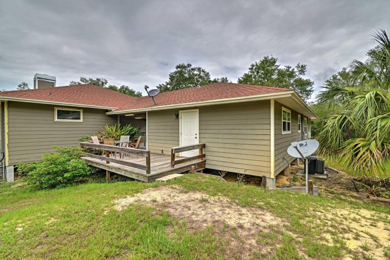 Crystal River Cottage On 1 Acre With Deck And Porch! Yankeetown المظهر الخارجي الصورة